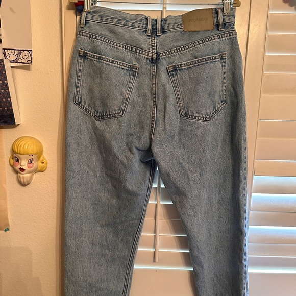 PULL AND BEAR STRAIGHT LEG JEANS!! SIZE 10 - Picture 3 of 4